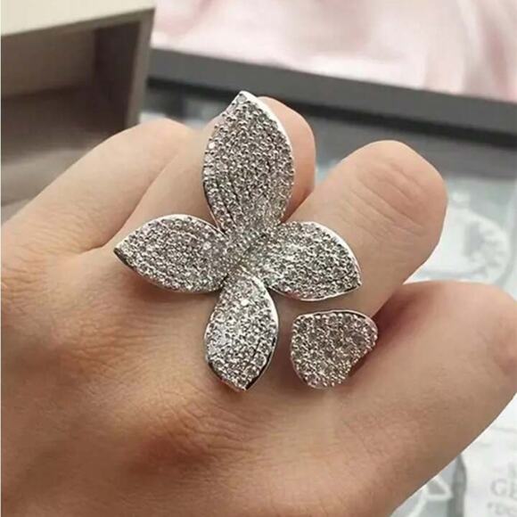 Silver Four Leaf Clover Zircon Ring Two Piece Set - Picture 8 of 8